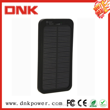 2014 Best Seller Solar Power Bank for Smartphone